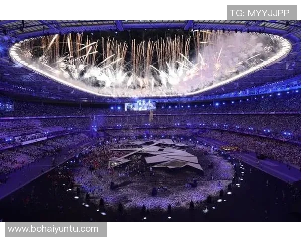 足球巨星真情送祝福迎接2024辉煌时刻共创美好未来